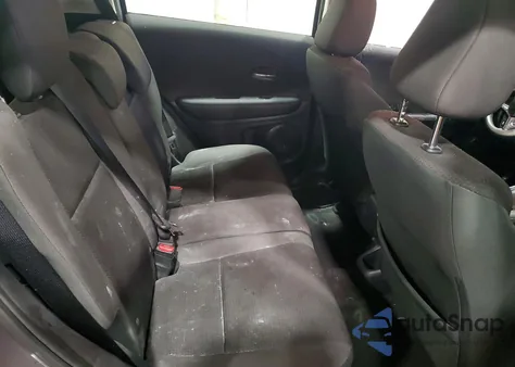 2022 Honda Hr-V Lx z USA, uszkodzony, nr VIN 3CZRU5H31NM731137